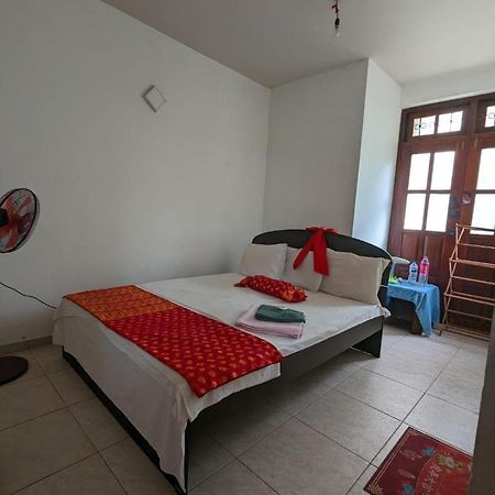 Shiranthi Guest House Rajagiriya Eksteriør bilde