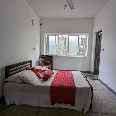 Shiranthi Guest House Rajagiriya Eksteriør bilde